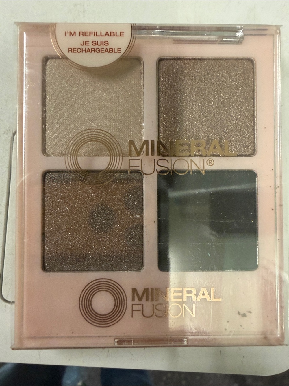 🆕Mineral Fusion Shimmer Refillable Quad Eyeshadow Neutral Rock Show Pallet